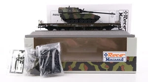 Roco H0 866 Schwerlastwagen (Minitanks, mit Haubitze 2000) DB - Bild 1 von 4