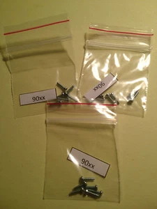 1 Set of replacement screws for the Blackberry Bold 9000 - Picture 1 of 2