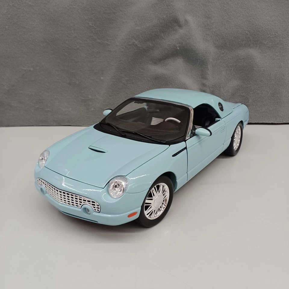 THE BEANSTALK GROUP THUNDER BIRD2003 1 18 scale - Image 1 of 4