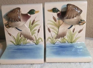 Vintage Duck Porcelain Bookends Beautiful Design Gibson Greetings Cards READ - Picture 1 of 7