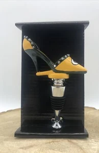 Green Bay Packers Shoe Bottle Stopper Resin Topped Winestopper with Metal Base - Picture 1 of 4