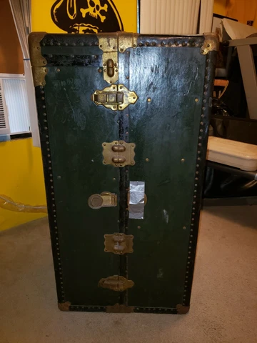 Antique Vintage Steamer Wardrobe Trunk Cover