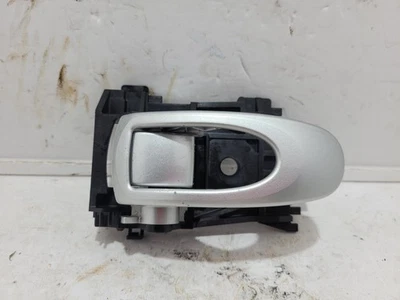 Mitsubishi Eclipse 2007 pasajero pieza de manija de puerta interior delantera - MR987619-02 Foto 1 de 4