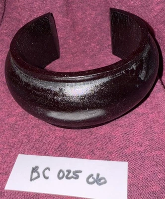 "Brazalete brazalete de madera oscura de 7-8""; 38 mm de ancho; arboledas laterales exteriores de 2 mm de ancho para decoración" Foto 1 de 4