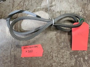 Cinturón en V equipo original John Deere X320 #M154897 ligeramente usado - Imagen 1 de 1