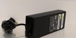 Fujitsu Siemens Original 80 Watt Netzteil 19V 4,22A mit 5,5mm/2,5mm , ADP-80NB A - Photo 1/4