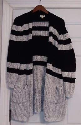 Cardigã Feminino Style & Co Frente Aberta Longo Estampa Preto/Cinza Tamanho Médio - Imagem 1 de 3