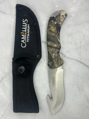 Cuchillo de hoja fija CAMILLUS 9" con funda negra hoja de titanio y mango de camuflaje Foto 1 de 4
