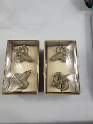 Paquete de 2-2 colgadores de fotos de latón de colección de herrajes decorativos SPI.      92 Foto 1 de 4