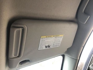 Passenger Right Sun Visor Fits 20-23 VERSA 923534 - Picture 1 of 12