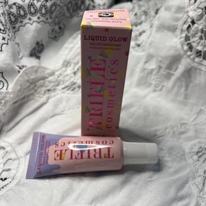 TRIFLE Cosmetics Luminizador Líquido Brillo Fondant 0.68 Fl Oz - Imagen 1 de 3