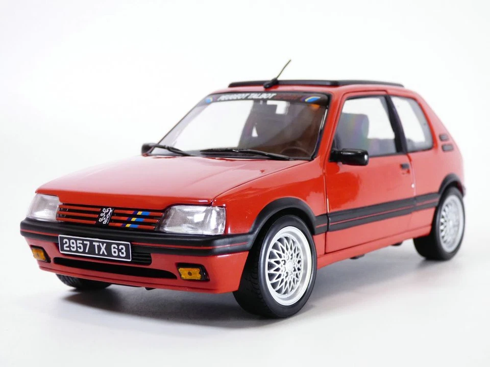 PEUGEOT 205 GTi 1.9l rouge avec toit ouvrant & jantes Gutmann 1/18 - Image 1 of 1