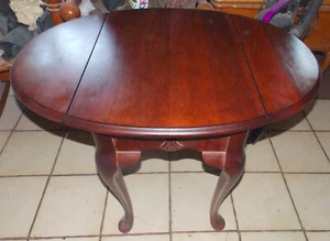 Solid Cherry Ethan Allen Dropleaf End Table / Side Table  (T602)  (EA-8) - Picture 1 of 6