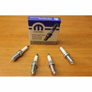 Mopar Spark Plug Set of 16 Units (SP143877AB) - Picture 1 of 3