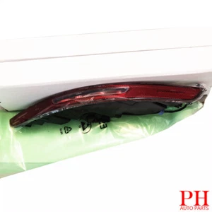 Right Rear Bumper Reflector Lamp Fog Light Fits Porsche Macan 95B 2014 2015-2018 - Picture 1 of 7
