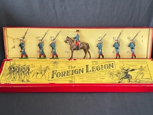 W Britain The Foreign Legion 1711 French Foreign Legion Marching at the Slope - Picture 1 of 3
