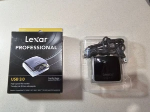 Lexar Professional Dual Slot Reader HT-UH010 7-port USB 3.0 Hub - LWR400CRBNA - Picture 1 of 1