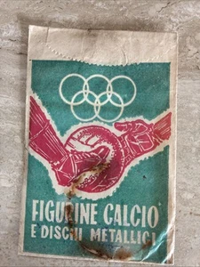 BUSTINA FIGURINE CALCIO E DISCHI METALLICI VAV EDIZIONI VUOTO BELLO - Imagen 1 de 6