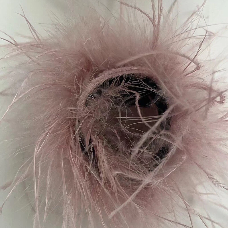 Brazalete de plumas bofetada anillo para el cabello mujer piel mullida pulsera aro de avestruz 1 pieza Foto 1 de 4