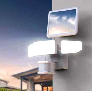 Koda Solar-Powered Motion-Activated LED Security Floodlight **NEW** - Picture 1 of 7