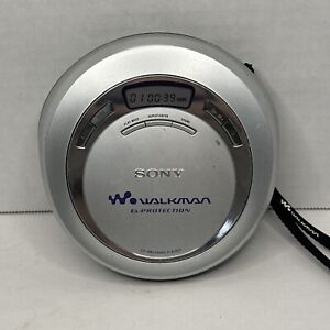 Sony CD Walkman G Protection D-EJ621 Portable CD Player Silver Vintage Works