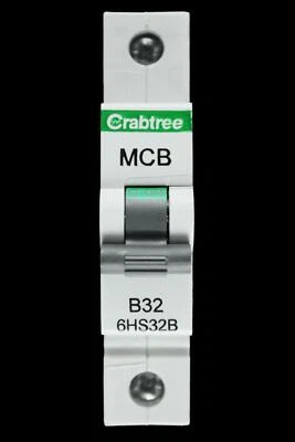 CRABTREE 32 AMP CURVE B 10kA MCB CIRCUIT BREAKER LOADSTAR 6HS32B BC - Image 1 of 4