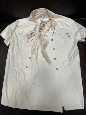 Nueva blusa vintage Chanel seda marfil manga corta con lazo/botón extra Fr 34 Foto 1 de 4