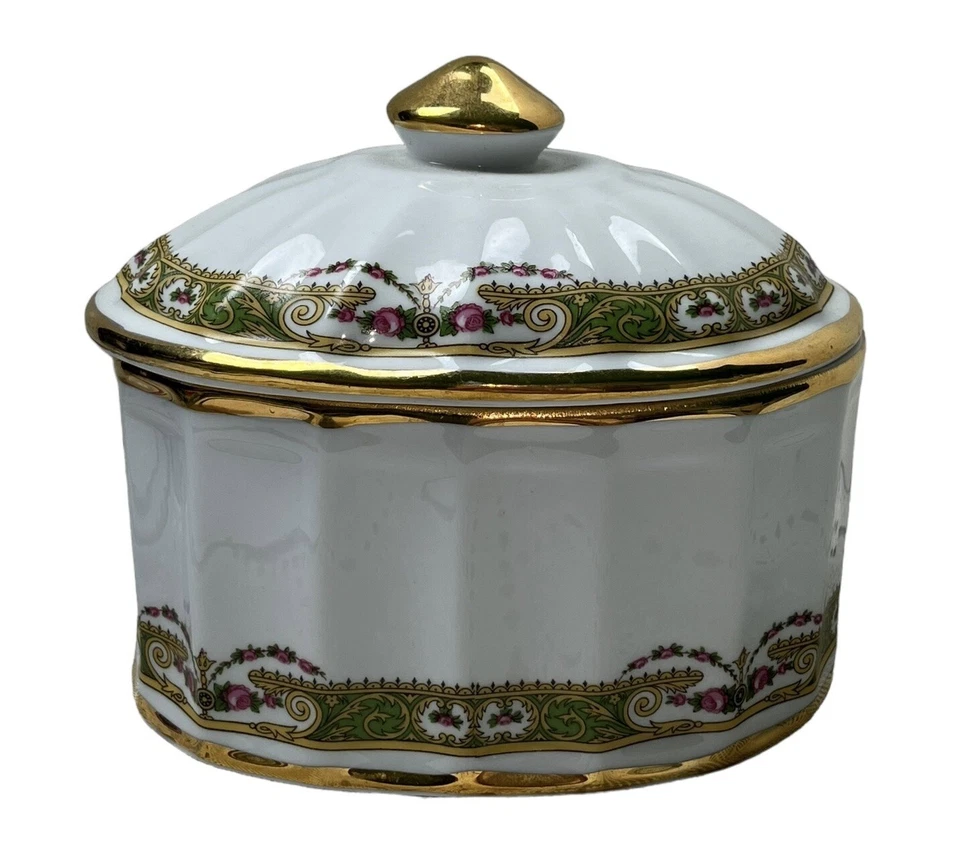 Contenedor de bolas de algodón de porcelana LABRAZEL con tapa detalle floral dorado Portugal Foto 1 de 2