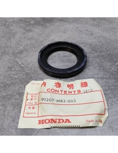 Honda 91207-MB2-003 40x62x6 SPI Seal Replaced by 91207-MJ0-005 - Picture 1 of 1