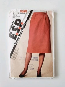 Simplicity 9620 Womens Straight Skirt Sewing Pattern Waist 64-71 Hips 88-97 cm - Picture 1 of 2