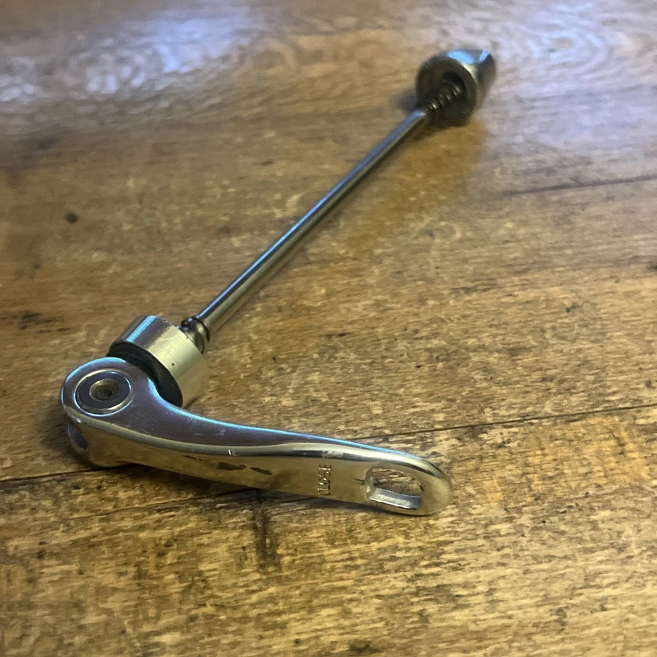 Front Quick Release Skewer Silver Alloy 100 mm Spaced Fork 90s 00s Road MTB - Image 1 of 4