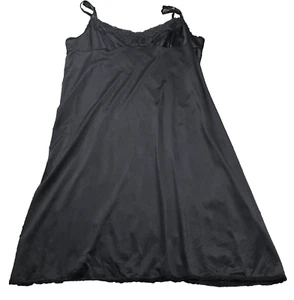 Vassarette Womens Full Slip Sz 28 US L Black Classic Spaghetti Straps NWOT - Picture 1 of 9