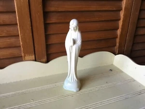 HOLY HAND ELONGATED BLESSED MOTHER MADONNA MARY CERAMIC/ PORCELAIN STATUE 6" T - Picture 1 of 6
