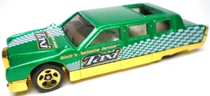 1990 HOT WHEELS STRETCH LIMOUSINE LIMO GRÜN & GOLD 3 1/4" TAXI CAR WITH WHITE - Bild 1 von 6