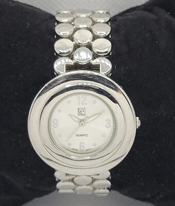 Ladies NY&C Stylish Round Silver Tone Case Dial Link Band Analog Watch L7 - Picture 1 of 9