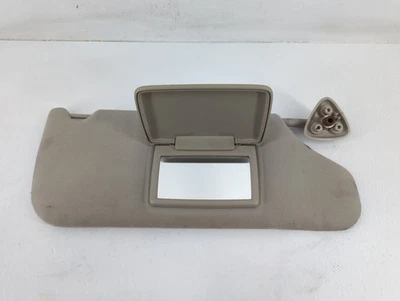 2005-2007 Chrysler 300 Passenger Sun Visor Mirror Right Sunvisor Grey QFZWV - Image 1 of 4