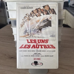 Cassette Vhs Les Uns Et Les Autres 1981 Claude Lelouch Neuve Sous Blister - Imagen 1 de 3
