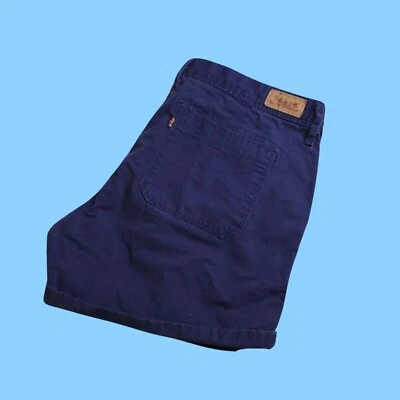 Levis Womens Canvas Cuffed Walking Shorts 32 Blue Pinstripe Pockets 100% Cotton - Image 1 of 4