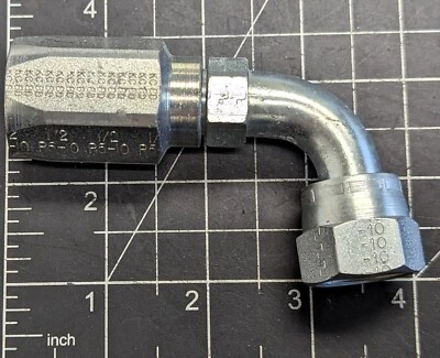 ½” 8AN Female Swivel 90° Elbow To ½” #8 Hose Field Attac Shell & Niple [B8Y1 #26 - Image 1 of 4