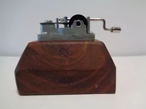 Music box wooden hand crank What a wonderful world melody - Picture 1 of 7