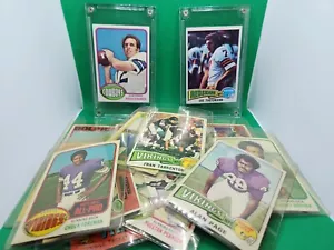 FOOTBALL CARDS 1975-76 Topps Lot Thiesmann Staubach Foreman Csonka Tarkenton + - Picture 1 of 9