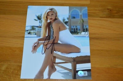 Anna Kournikova  Autographed 8x10 Color Photo with Beckett Hologram ~ Tennis - Image 1 of 4