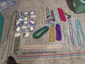 231 Mardi Gras Beads Bulk Lot Necklaces Free Shipping Party Favors Multi-color - Picture 1 of 12