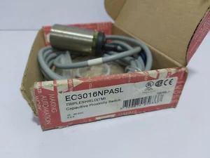 CARLO GAVAZZI EC3016NPASL TRIPLESHIELD CAPACITIVE PROXIMITY SWITCH - Picture 1 of 3