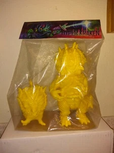Hyper Kraken Paul Kaiju Japan Sofubi Vinyl DCON 2018 Sour Lemon Exclusive NEW - Picture 1 of 12