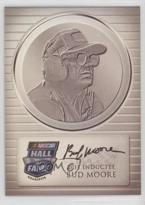 2014 Press Pass Total Memorabilia Hall of Fame Plaques Holofoil Bud Moore HOF - Image 1 of 2