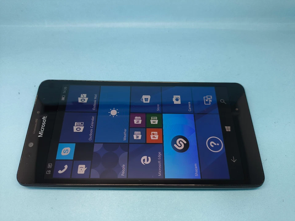 Microsoft Lumia 950 Unlocked 32GB Windows 10 Smartphone TOP Condition - Image 1 of 4