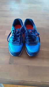 Nike MD Runner GS 807316-412 wenig getragen, Gr.37,5 mehrfabig - Bild 1 von 2