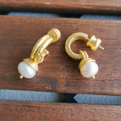 Pendientes de aro y dije de oro Julie Vos Astor de perlas Foto 1 de 4