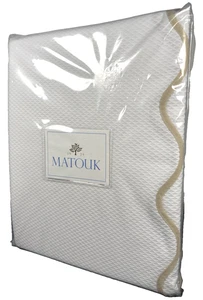 Matouk KING Coverlet Cotton 064NM Lanai Scalloped Luxury Bedding White Tan - Picture 1 of 21
